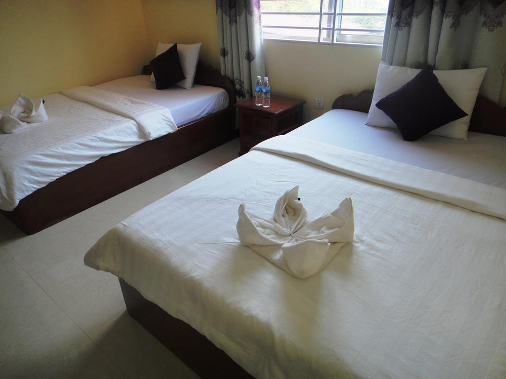 Khemra I Guesthouse Кампот Номер фото